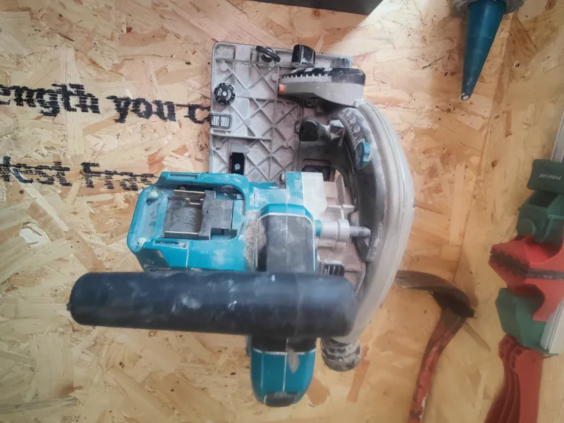 plunge cut saw/Track Saw wall mount for makita 
