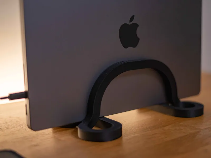 Macbook Pro desk Stand - "Tangled Stand"