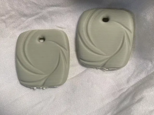 立体线条方形耳环