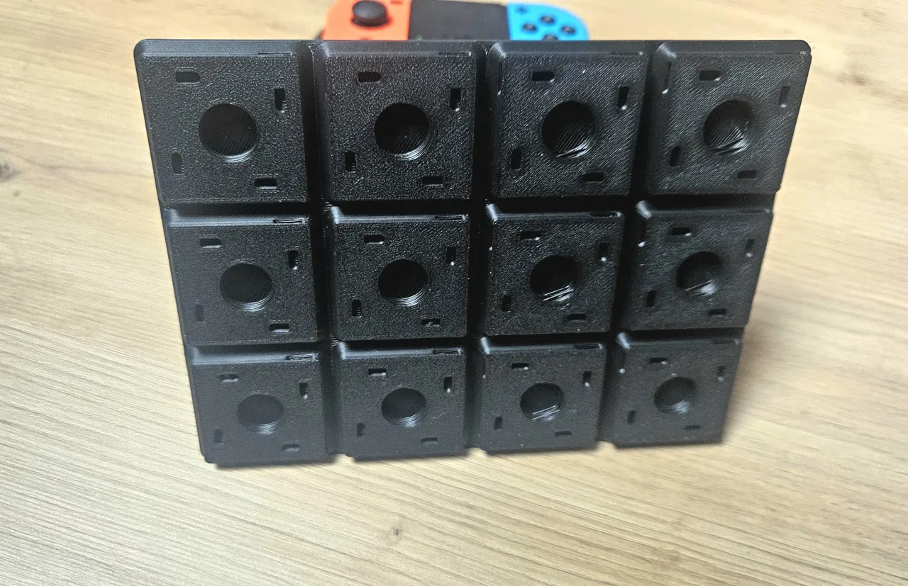 Switch Joycon Grip / Pad Stand Gridfinity Refined view 3