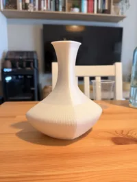 VELORA – vase japandi à décor côtelé — photo 9