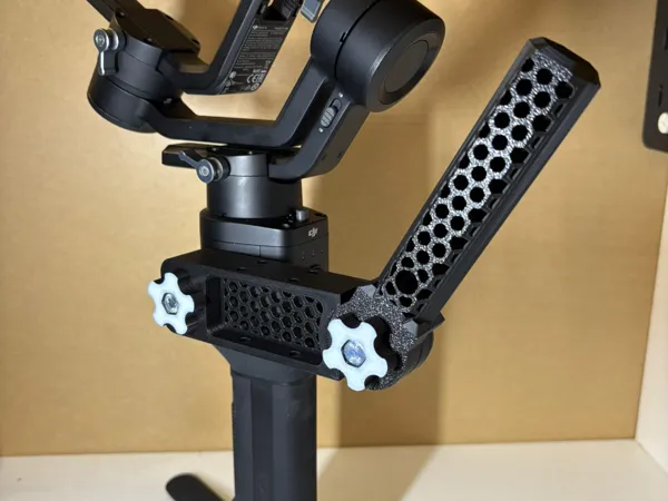 https://makerworld.bblmw.com/makerworld/model/USa755a3896b5916/design/2025-07-04_10d8284507145.jpeg