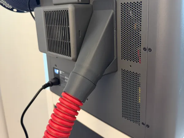 https://makerworld.bblmw.com/makerworld/model/USa755fbc46c72a3/design/6c460cfed8f662ab.jpg