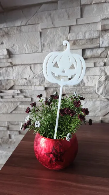 Adorno temático: Floral halloween pumpkin with plant stake — vista de referencia 4