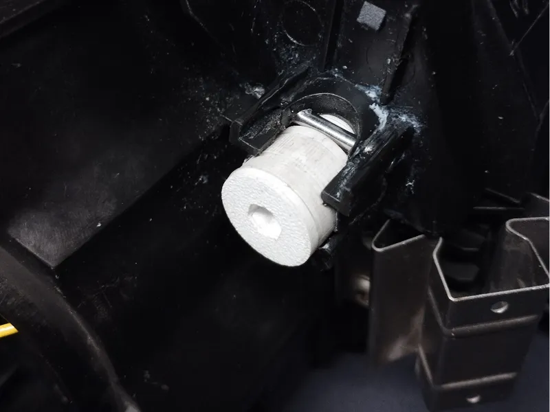 Volvo V50 S40 C30 Headlight tilt adjustment repair