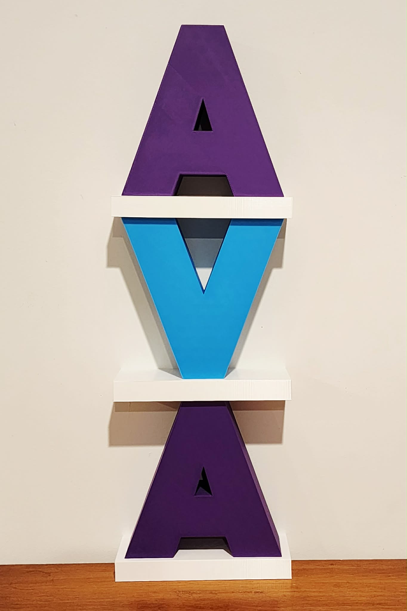 Miniatura 1 do modelo 3D Free-standing Stackable Letters. Interchangable