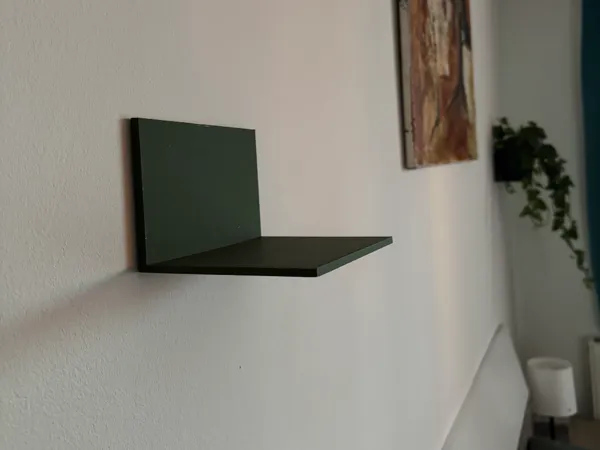 Étagère murale adhésive pour plantes
