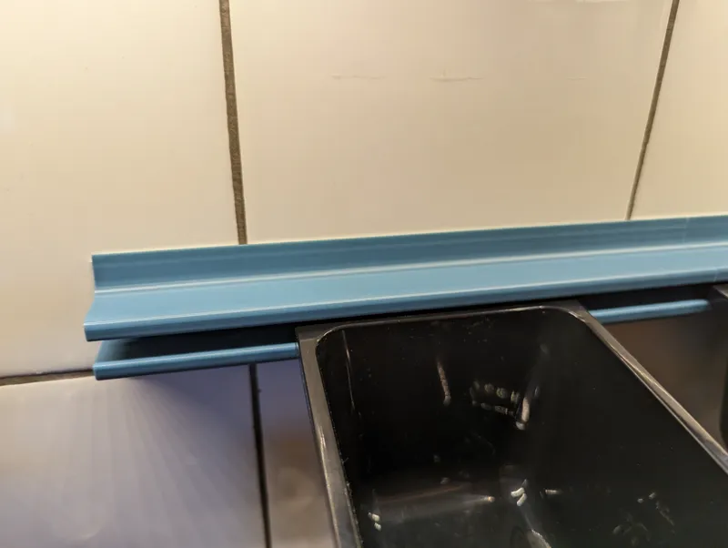 ERNESTO Cutting Board - Container Holder Mounting Rails Version 2 (Larger adhesive surface)