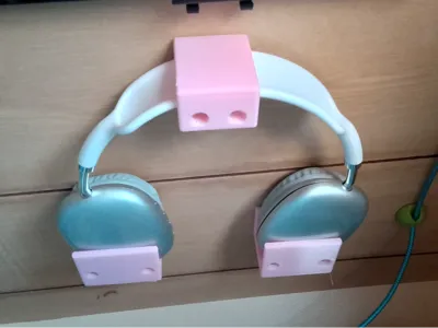 Headphone wall mount in PETG