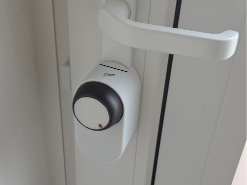 SwitchBot Lock Ultra Cover + Door Fitting Version