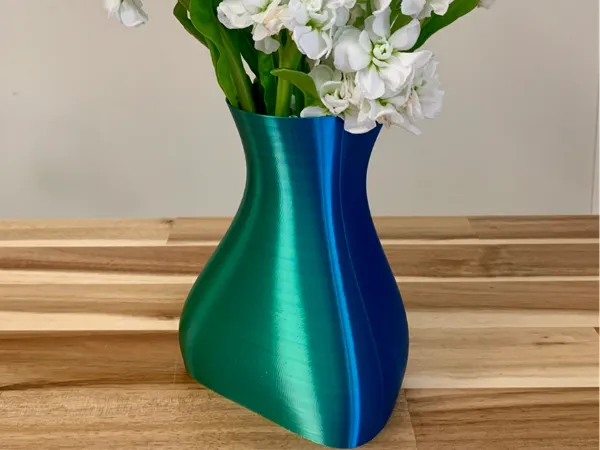 Vase libre effet soie