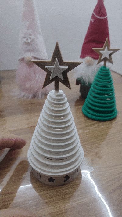 Christmas Tree - spiral bouncy tree