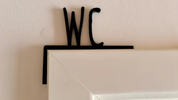 Letrero o emblema decorativo: Anpassbares Türschild für den Türrahmen -Generator — vista de referencia 4