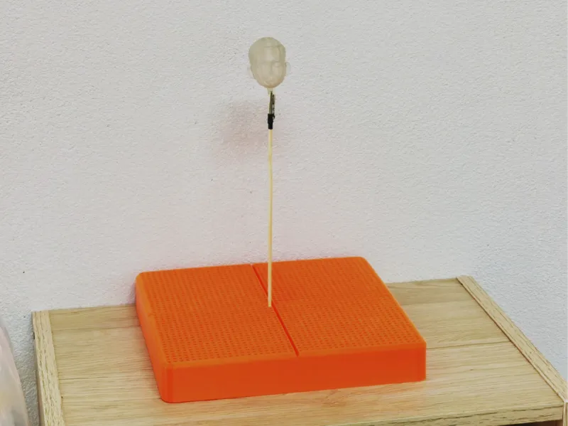 PAINT STICK HOLDER 220x220