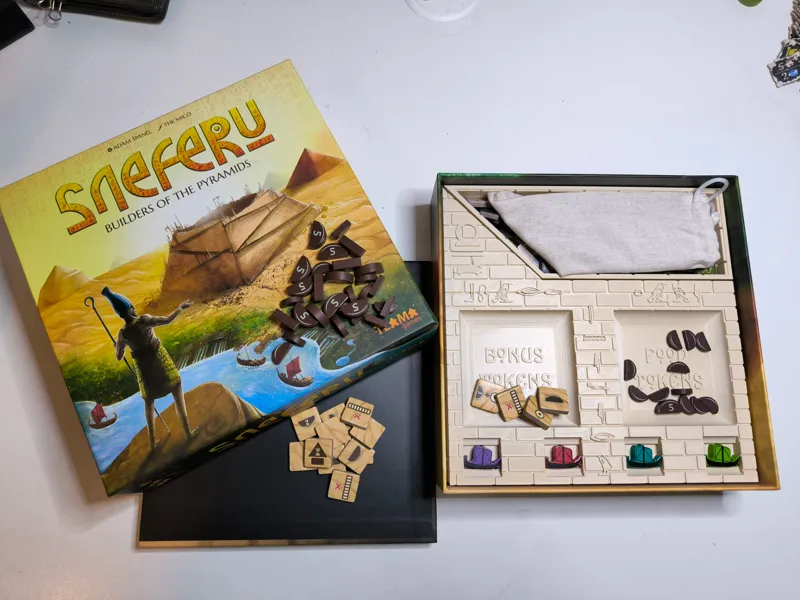 Sneferu insert