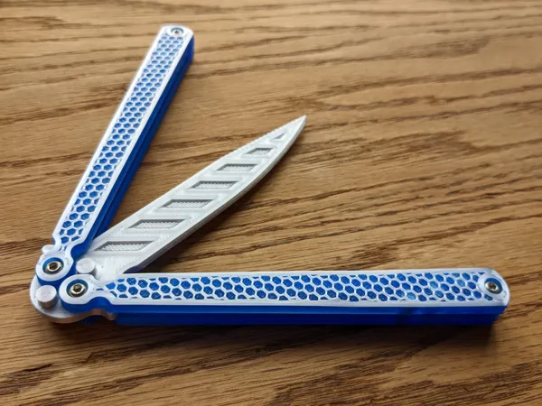 https://makerworld.bblmw.com/makerworld/model/USa7859da190f9b2/design/2023-11-20_n7hz5cwdfgaq.jpg