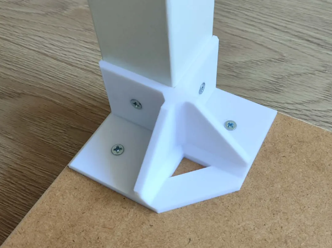 Renfort de pied pour table Ikea Lack