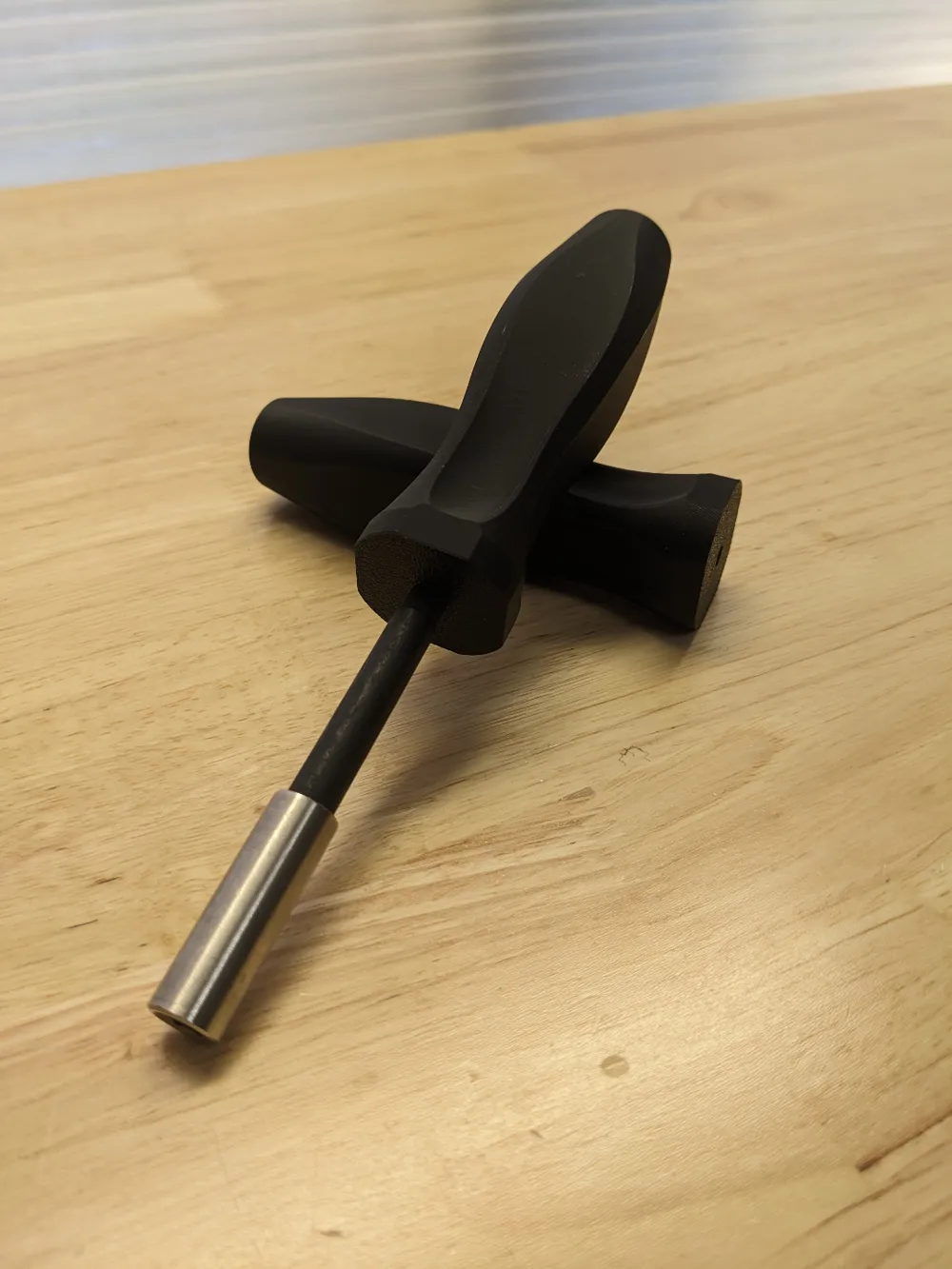 snap-on-style-press-fit-1-4-hex-screwdriver-handle-remixed-by-jj1470