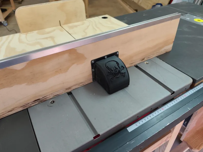 Sled protector for table saw