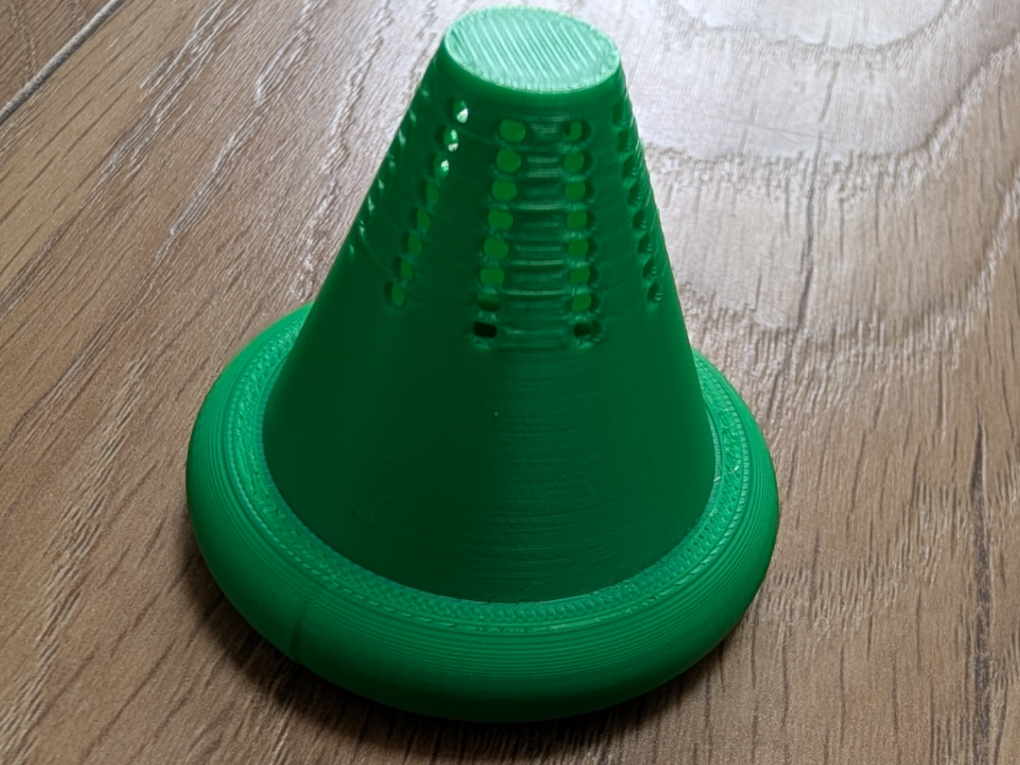 Customisable Fish Feeder