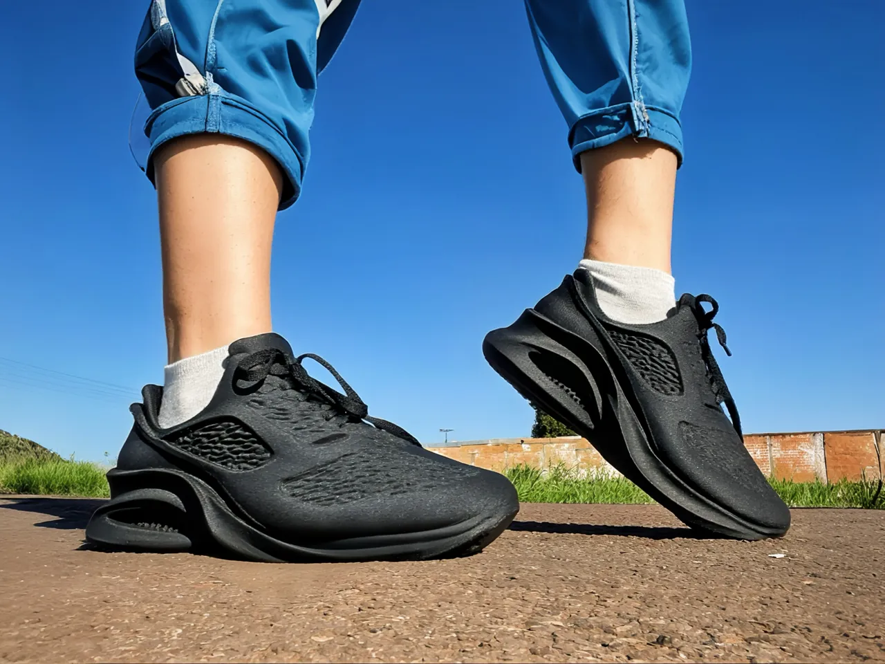 XAV01 - Sport Model Shoe view 2