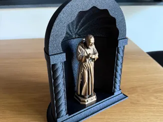 Nicchia per statue sacre in stile pietra lavica