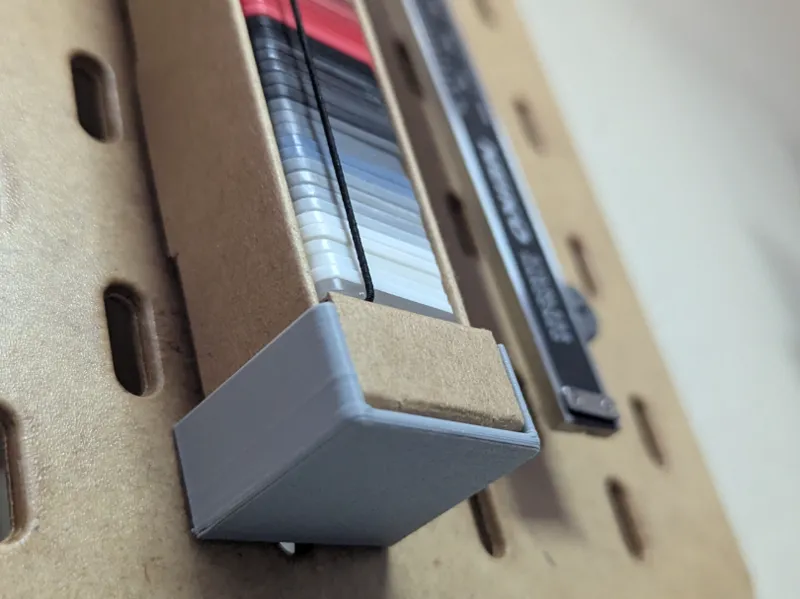 Vertical Bambu Swatch Brackets for SKADIS