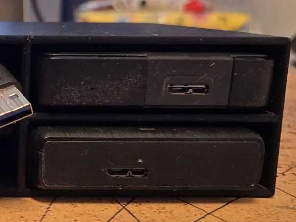 2fach USB HDD Halter + Unterbauhalterung 