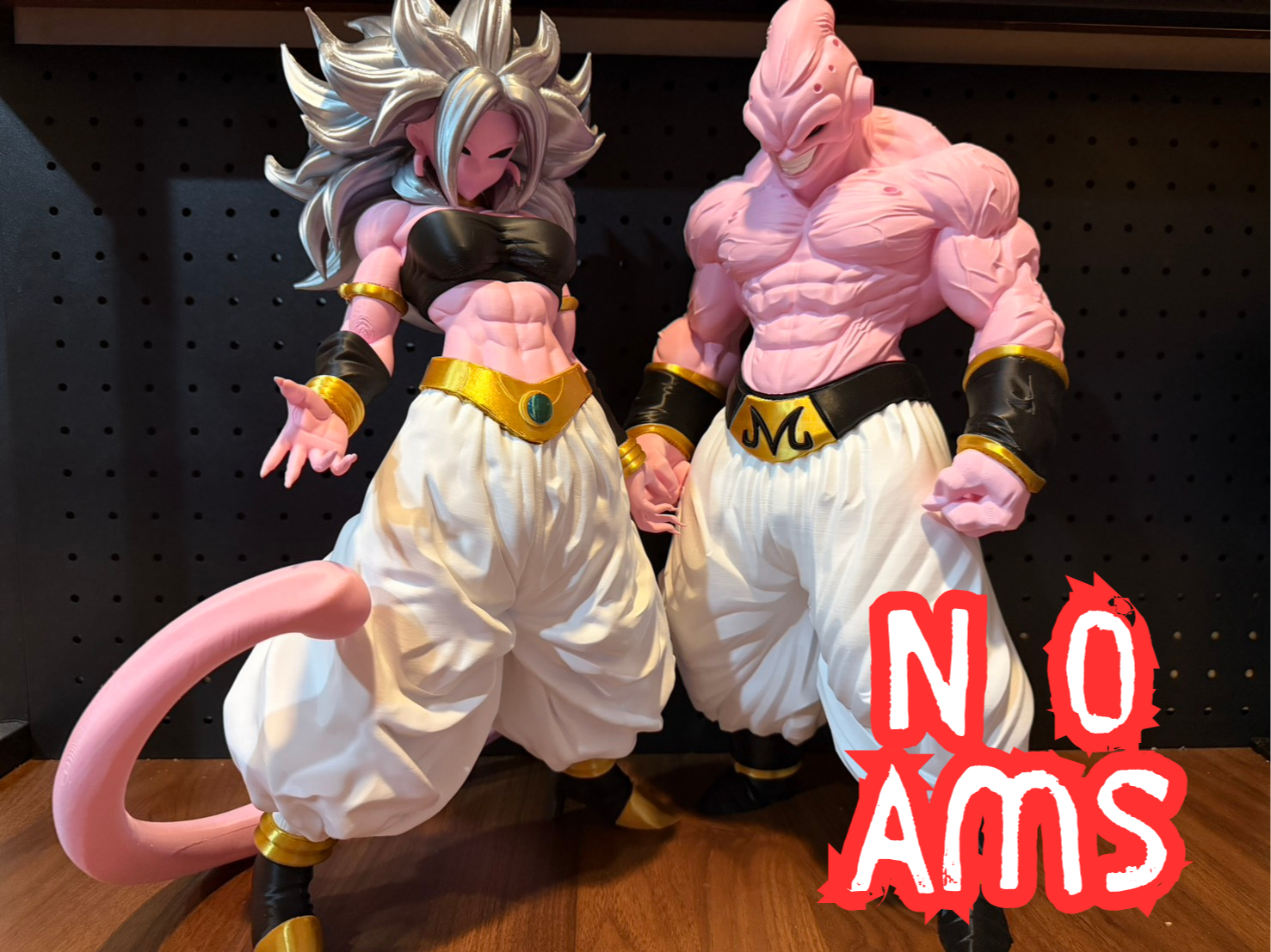 Android 21 Realistic Multi-Color Parted Statue