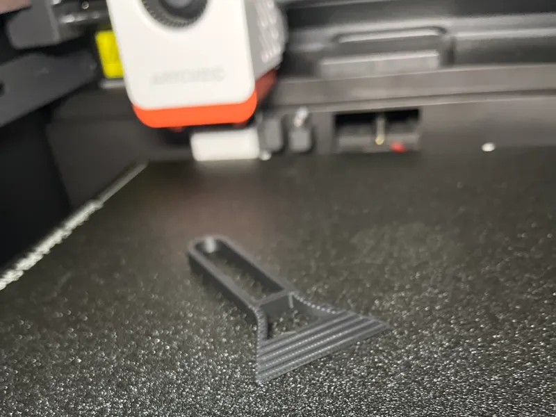 The bed scraper