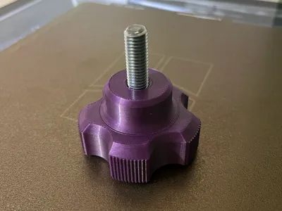 Strong M10 Thumb Screw - print in place, no glue