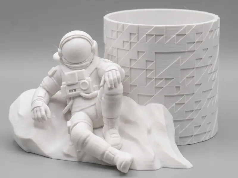 The SpacedOut - Pen Holder / Vase