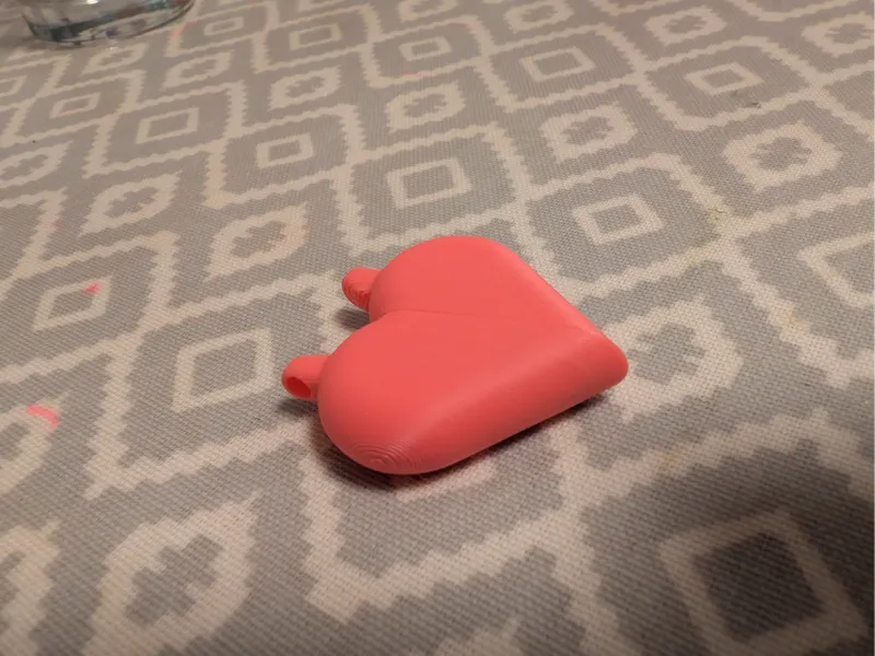 Magnetic Fidget Heart Pendant