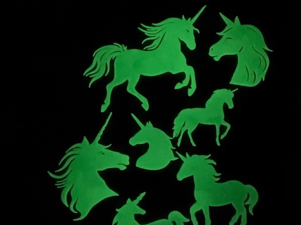 Licornes phosphorescentes