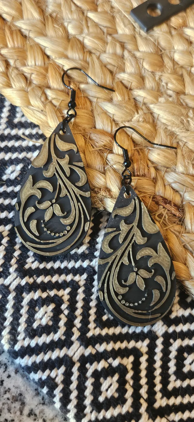 Fancy Vine & Flower Earring view 3