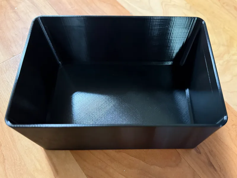 Fridge tray for 6 thin cans
