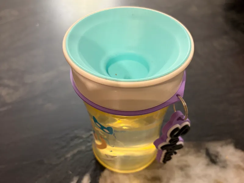 O-Ring to attach a name tag to a NUK Magic Cup