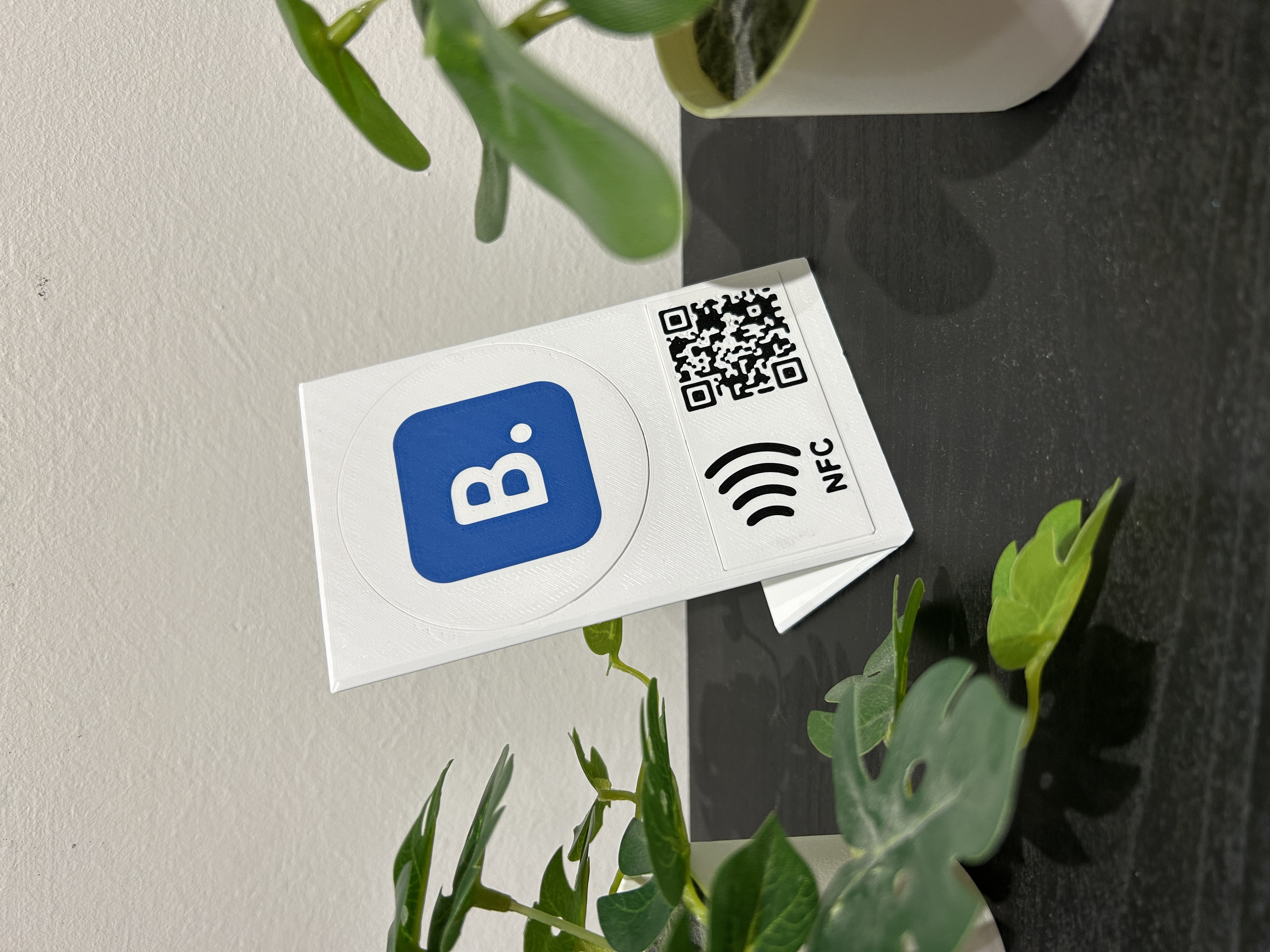 EDITABLE STAND QR CODE/NFC V2