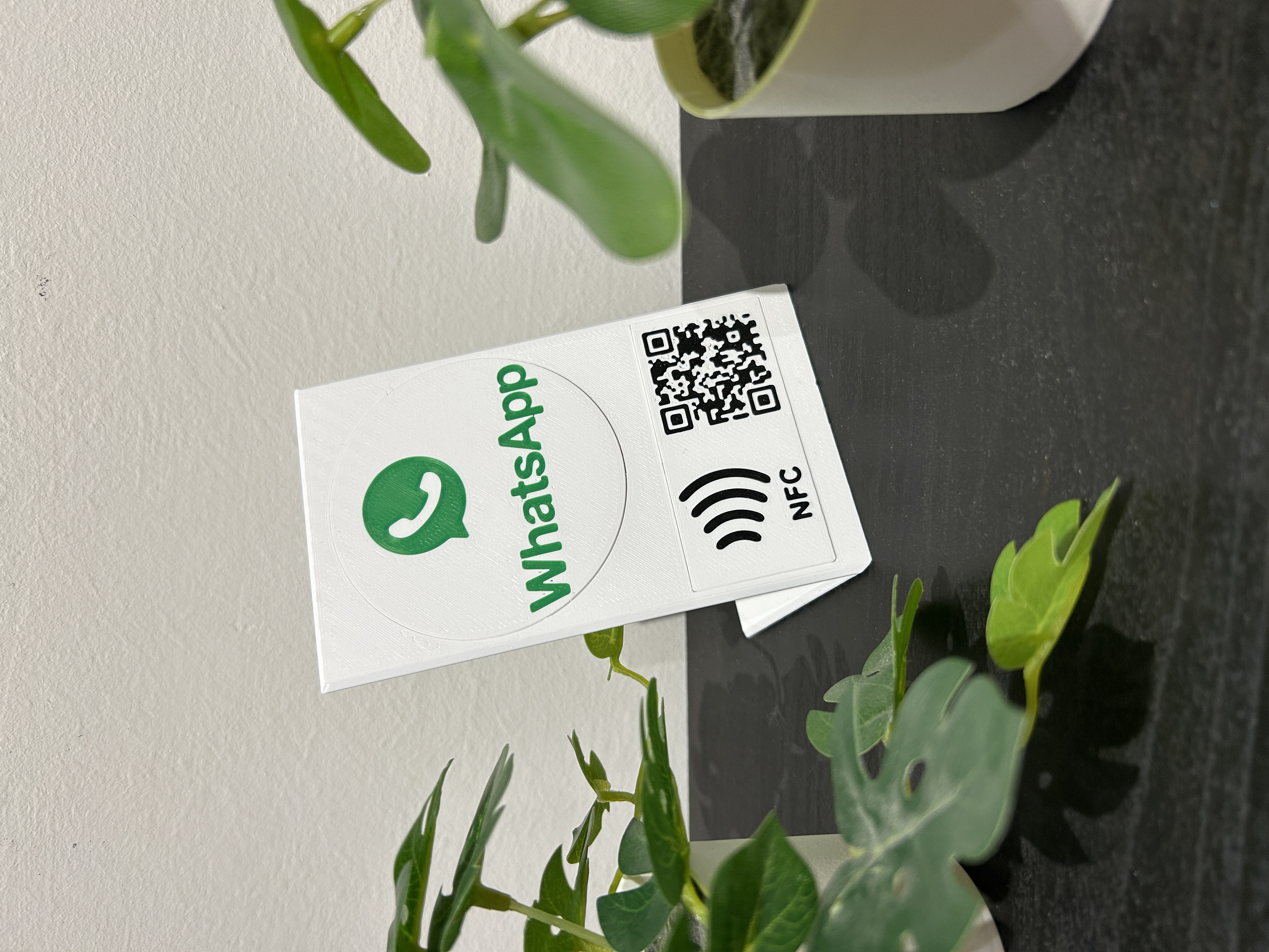 EDITABLE STAND QR CODE/NFC V2