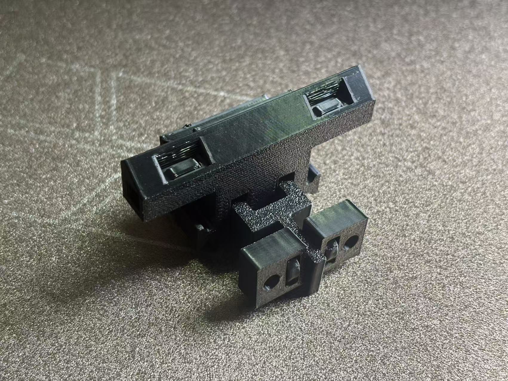 Miniatura 5 do modelo 3D 鹰击-20 变形机甲
