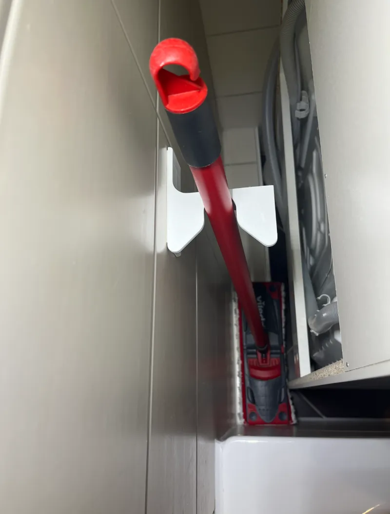 Broom holder