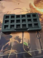 Dice box center