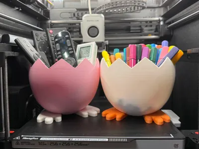 Cracked Eggshell Storage Pen Holder