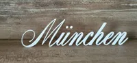 München Schrift weiß