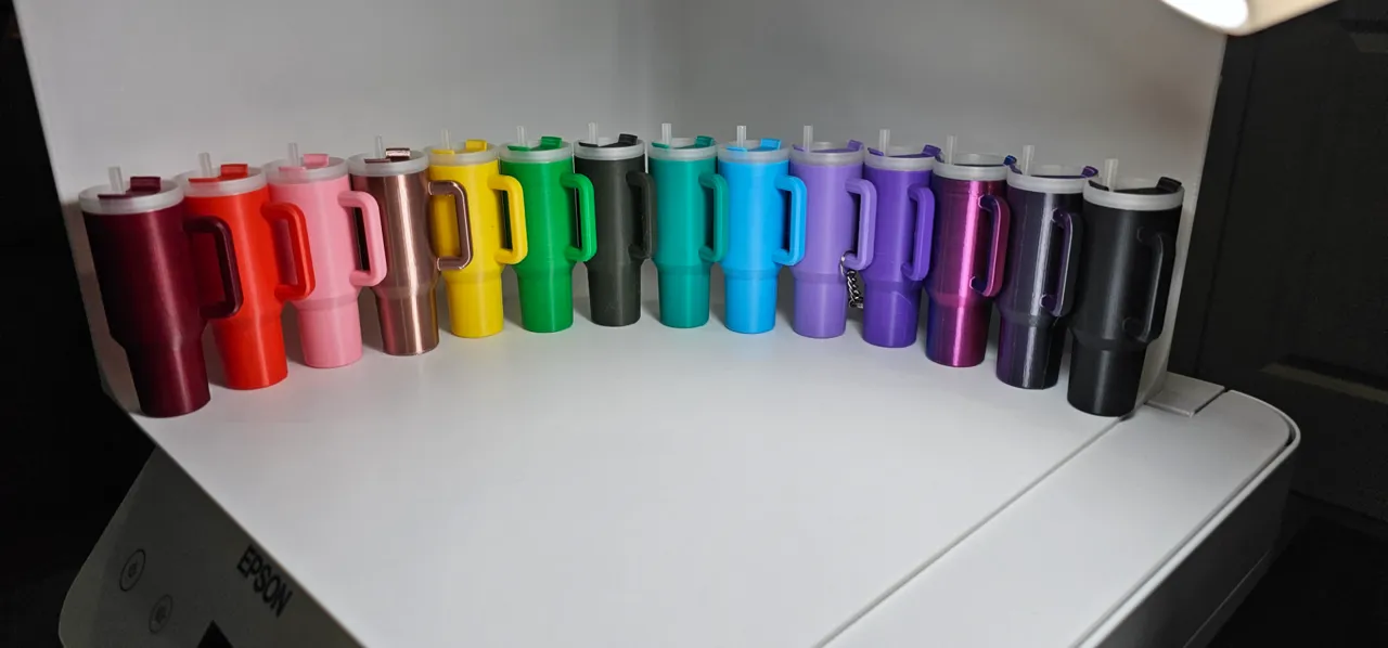 Tumbler Keychain with screw off lid (no AMS reqd) view 2