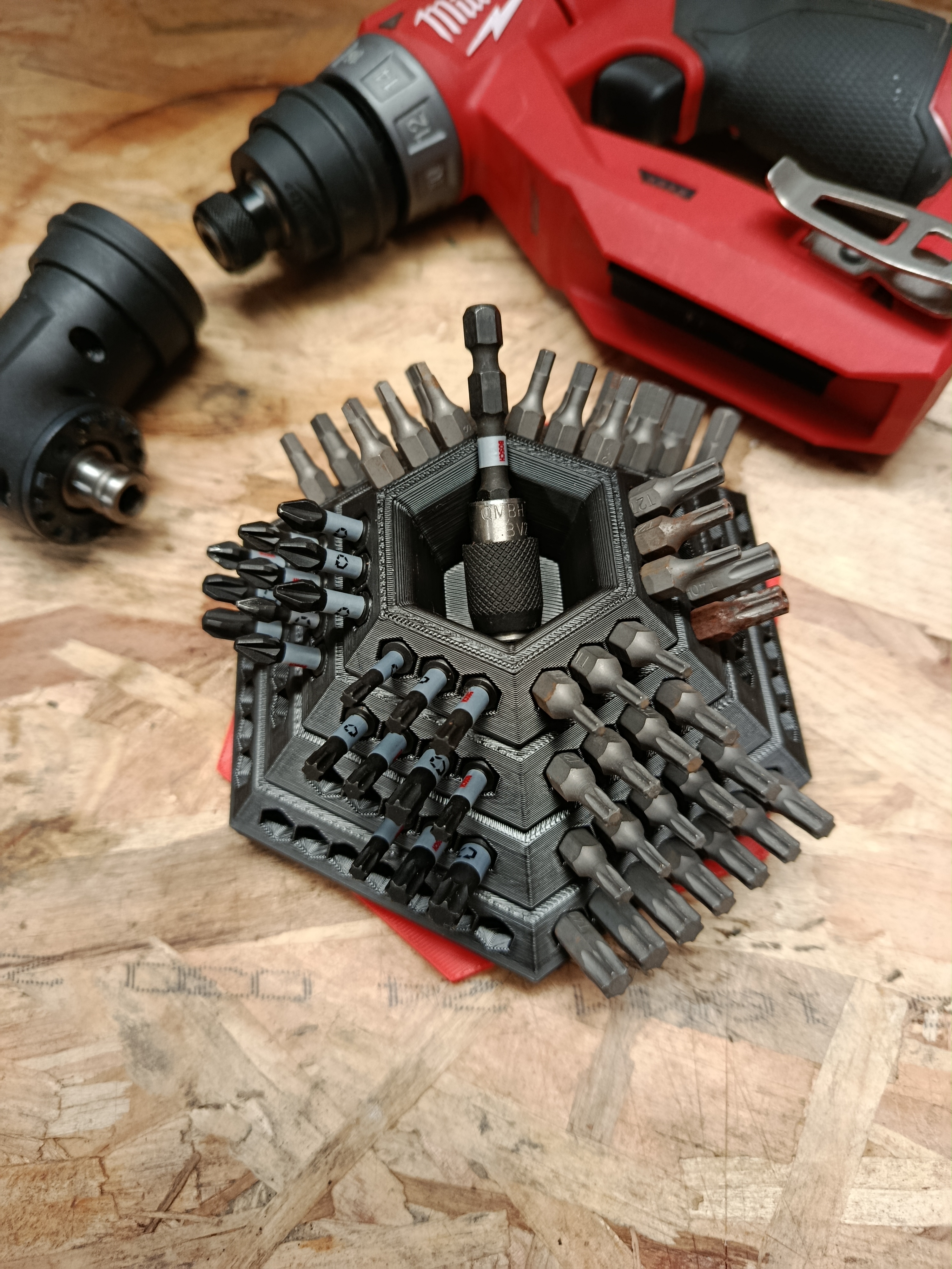 1/4 in Hex Screwdriver Bit Rotating Holder