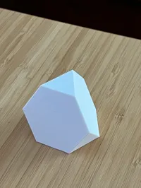 Sphère low poly — tétraèdre tronqué — photo 2