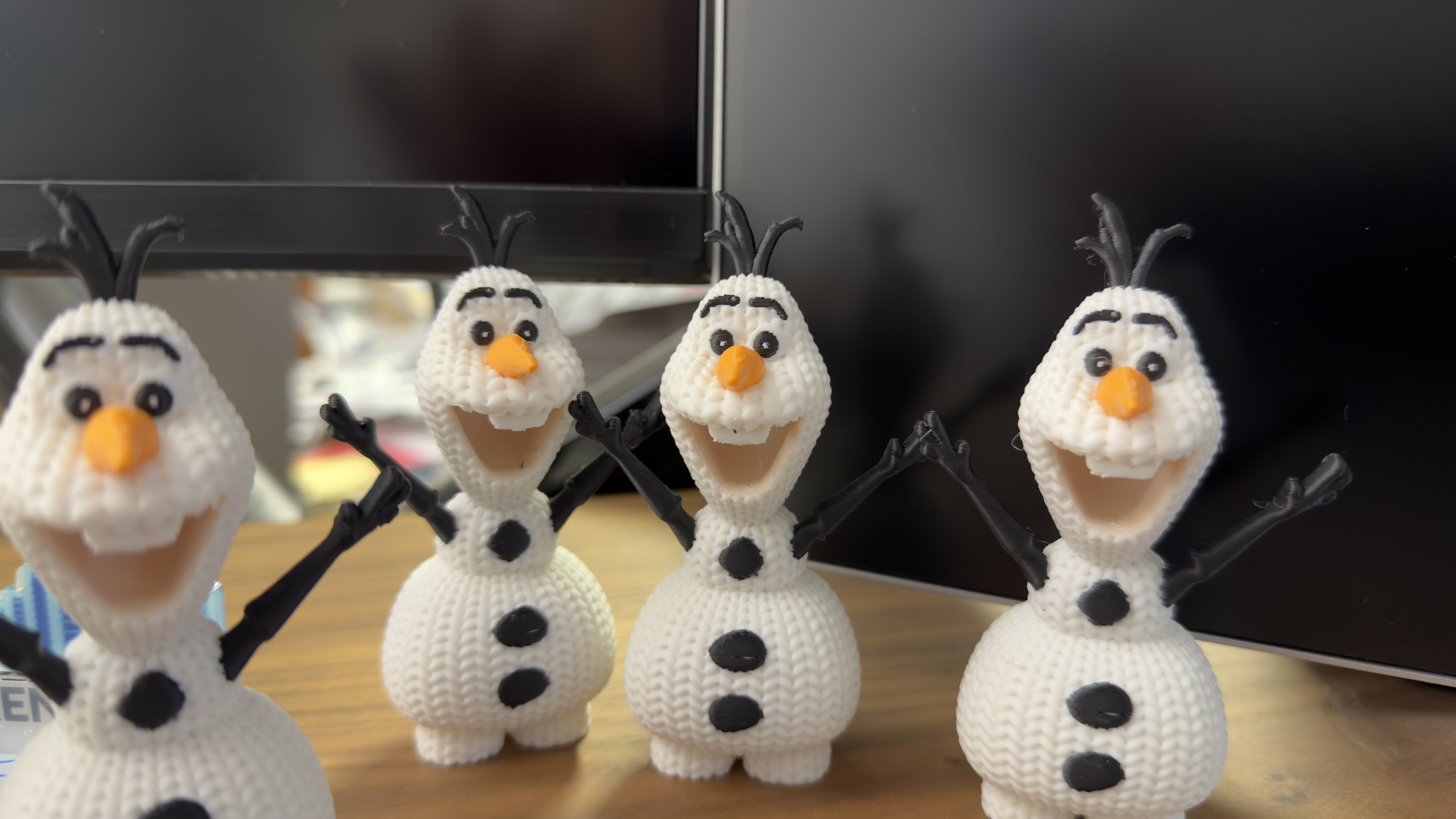 Miniatura 3 do modelo 3D 针织 雪宝（Olaf）冰雪奇缘 雪人 小孩哥姐超爱的（单色vs多色ams）
