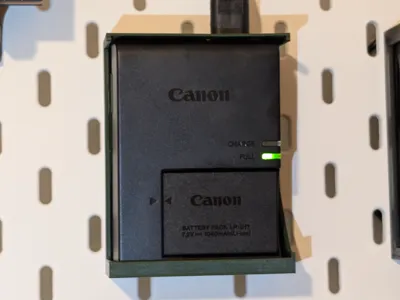 Canon LC-E17C (LP-E17) Battery Charger Skadis