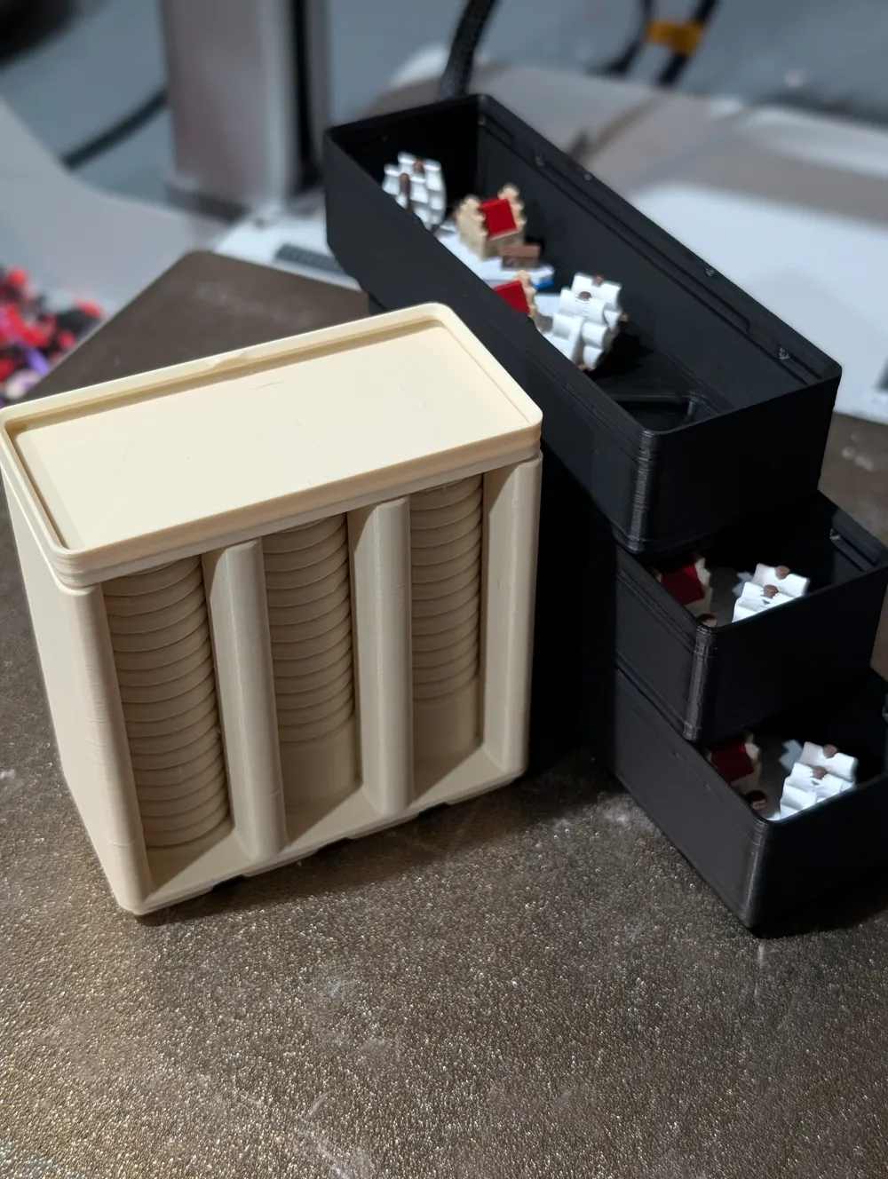 Gridfinity bin for Catan harbor tokens 3D printed by Andy MakerWorld ...